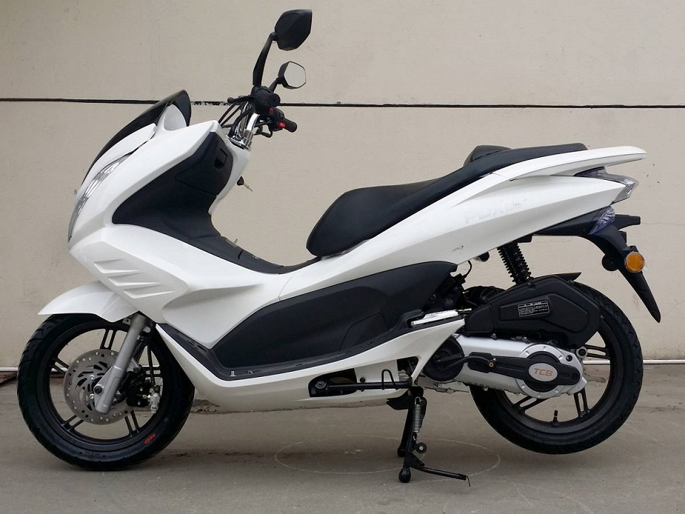Ενοικίαση σκούτερ,ATV και μοτό στην Καλαμάτα /